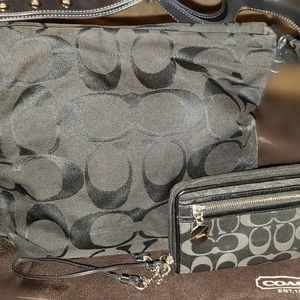 Coach purse with matching wrislet wallet.